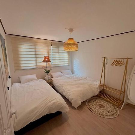 Ella Homestay Сеул Экстерьер фото