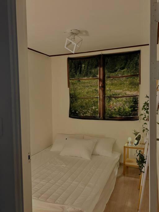 Ella Homestay Сеул Экстерьер фото