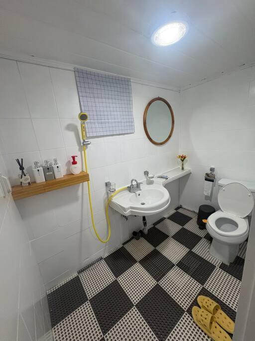Ella Homestay Сеул Экстерьер фото